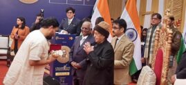 Acharya Balkrishna receives Champions of Change Award